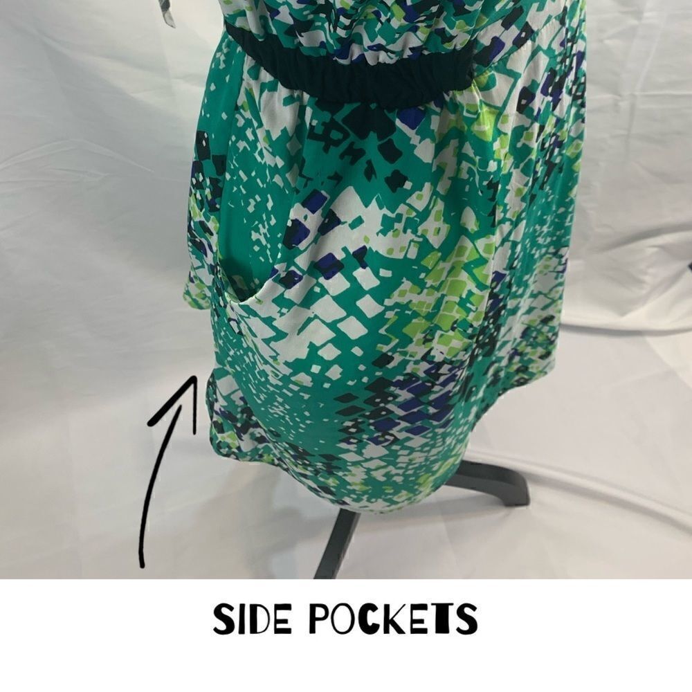 Maternity lightweight stretchy dress w/pocket - Picture 4 of 10